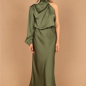 Petal & Pup Green Asymmetrical Ruched Cocktail Gown